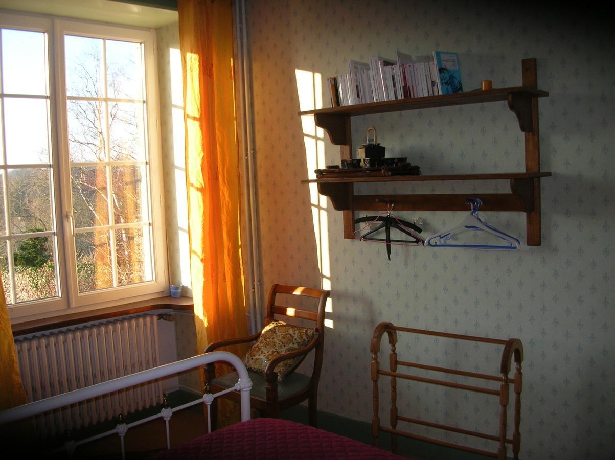 B&B Les Remparts Vouvant Chambre photo