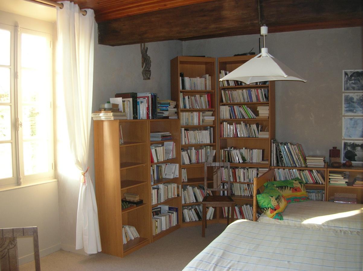 B&B Les Remparts Vouvant Chambre photo